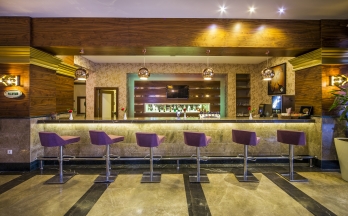 Lobby Bar